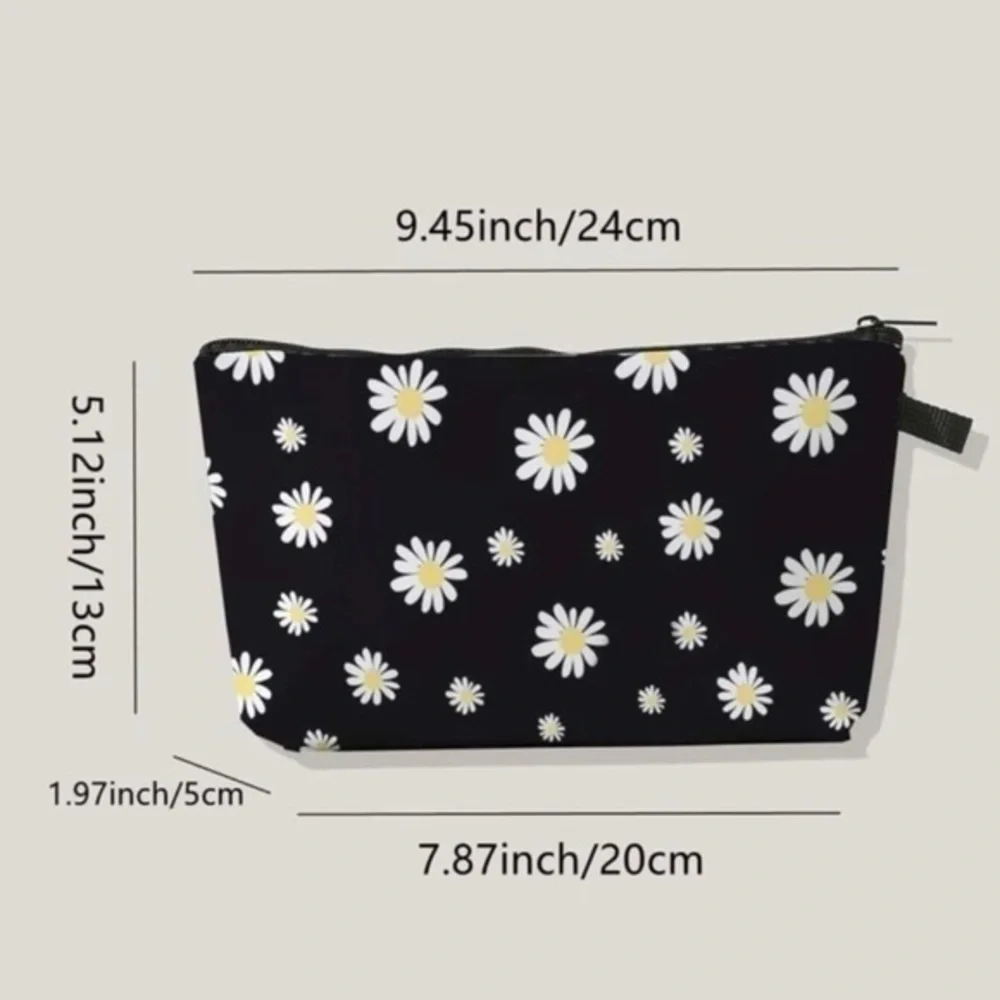 Daisy print makeup bag zip top lined